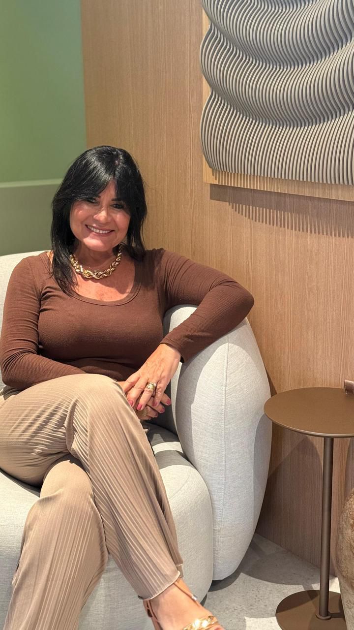 Foto da arquiteta fernanda durães